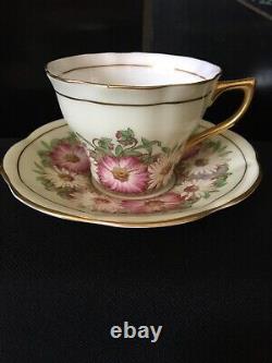 6 Bell, Tuscan, Roslyn, Colclough, Rosina English Teacup & Saucer Lot