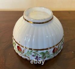 Antique 18th English Worcester Porcelain Tea Cup Bowl Georgian Strawberry Sprig
