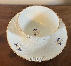 Antique 18th c. Worcester Porcelain Tea Cup Bowl and Saucer Cornflower Sprig