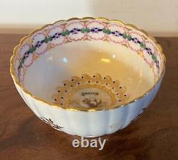 Antique 18th century Worcester Porcelain Tea Bowl Cup Dove Bird Crest L'Amitte
