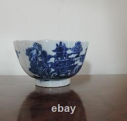 Antique 18th century Worcester Porcelain Tea Cup Bowl Blue and White Chinese