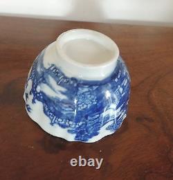 Antique 18th century Worcester Porcelain Tea Cup Bowl Blue and White Chinese