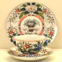 Antique Chinese Qianlong Dynasty (1735-1796) Porcelain Tea Cup, Saucer, Plate