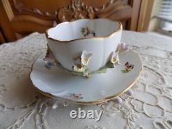 Antique Meissen Porcelain Hand Painted Footed Tea Cup &Saucer Applied 3DFlowers