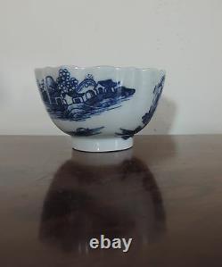 Antique Worcester Porcelain Tea Cup Bowl Blue and White Chinese 18th century Bow