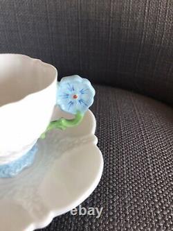 Aynsley Blue and White Flower Handle Art Deco Footed Tea Cup Saucer, Paragon