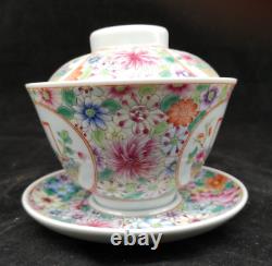 Chinese Exquisite Porcelain Famille-rose Flowers Pattern Tea Cover Teacup Saucer