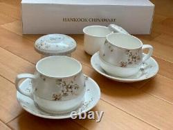 Hankook Fine Bone China Cup Saucer Lid with Tea Strainer Pair Set Sakura