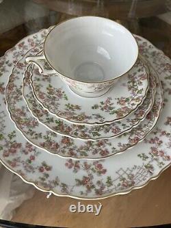 Haviland Limoges china 8 Place settings of 5 Pattern Is Trellis