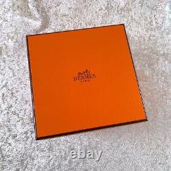 Hermes Paris Tea Cup with Cover NO SAUCER Nil Porcelain Tableware