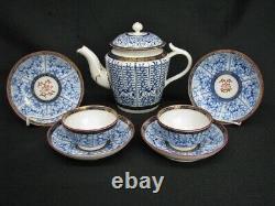 Late 18th Century Dr. Wall Worcester Tea Pot with Handless Cups & Saucers (112)