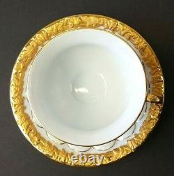 Meissen 24K Gold Leaf Encrusted White Porcelain Cup & Saucer Set Germany 3h
