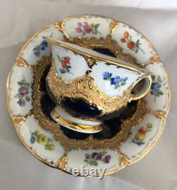 Meissen Gold Encrusted Cobalt Blue Handpainted Flower Mini Teacup /Demitasse Cup