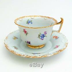 Meissen Porcelain Scattered Flowers Tea Cup & Saucer with Rare Shell Edge ca. 1820