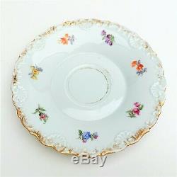 Meissen Porcelain Scattered Flowers Tea Cup & Saucer with Rare Shell Edge ca. 1820