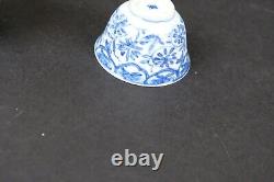 Pair antique chinese porcelain tea bowls cups Kangxi 1662-1722
