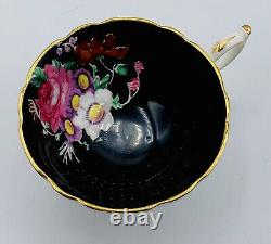 Paragon Bone China Tea Cup & Saucer Her Majesty Queen Elizabeth Rare Stunning