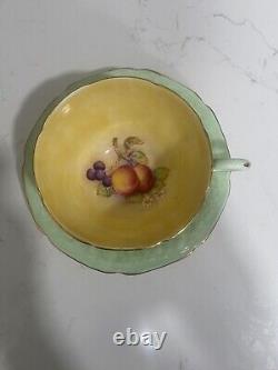 Paragon Fine Bone China Peach Fruit Yellow + Green Embossed Tea Cup + Saucer Set