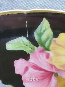 Paragon Vintage Teacup & Saucer Set Heavy Gold Sweet Pea Floral Antique