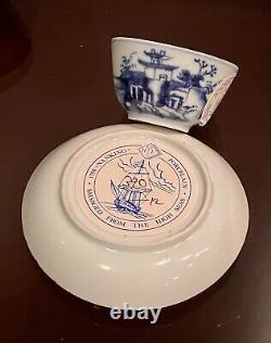 RARE C1750 Nanking Cargo Porcelain Blue & White Teacup & Saucer Collectors Set