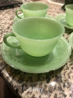 Set of 4 VINTAGE FIRE-KING JADEITE TEA Coffee CUP AND SAUCER VG+ Alice Pattern