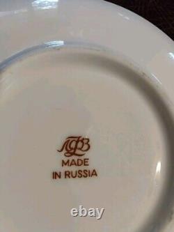 Set of 4 Vintage Imperial Russian LOMONOSOV Porcelain Teacups and Saucers