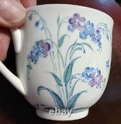 Set of 4 Vintage Imperial Russian LOMONOSOV Porcelain Teacups and Saucers