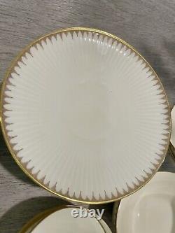 Stunning Thomas Rosenthal Elegant Gold Band Tea Cup/Saucer Set Of 20