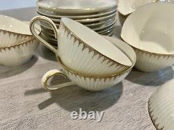 Stunning Thomas Rosenthal Elegant Gold Band Tea Cup/Saucer Set Of 20