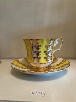 Vintage Elizabethan Fine Bone China Made in England Tea Cup and Saucer