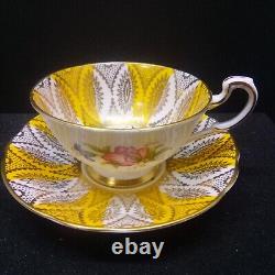 Vintage Paragon Fine Bone China Gold Filigree Sweet Pea Tea Cup & Saucer Set #30