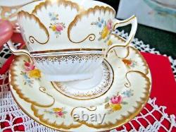 Wedgwood tea cup and saucer Bullion teacup painted roses floral gold gilt 1920s